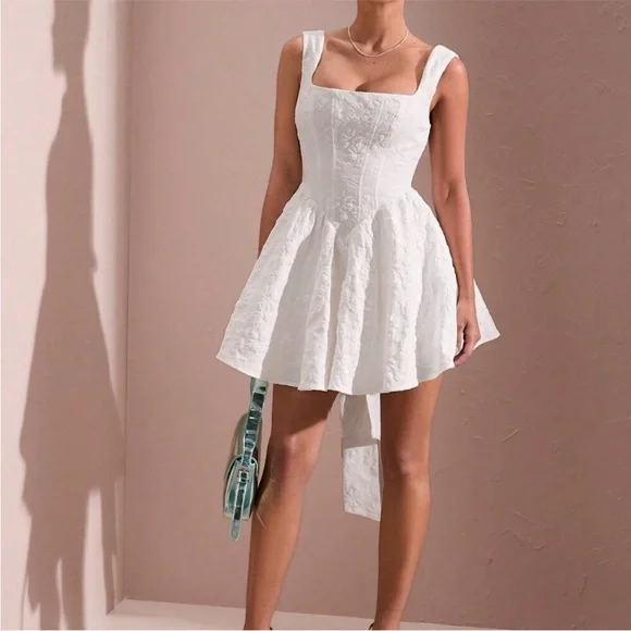 White Casual Women's Jacquard Graduation Dress - Picture 3 of 4